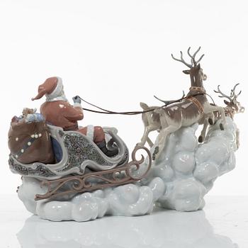 Alfredo Llorens, "Santa's midnight ride", Lladró, Spain.