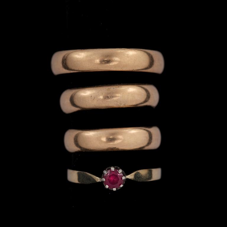 PARTI GULD, 8 delar 18k resp 9k. Vikt 23,5 resp 11,4g.