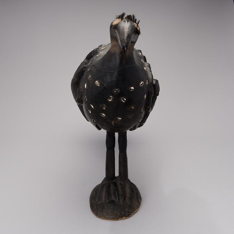 AN AFRICAN BIRD SCULPTURE, wood, middle of the 20th century.