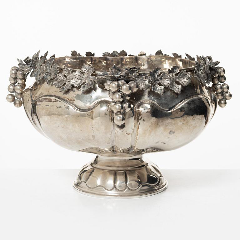 Decorative bowl / planter, silver, 20th century.