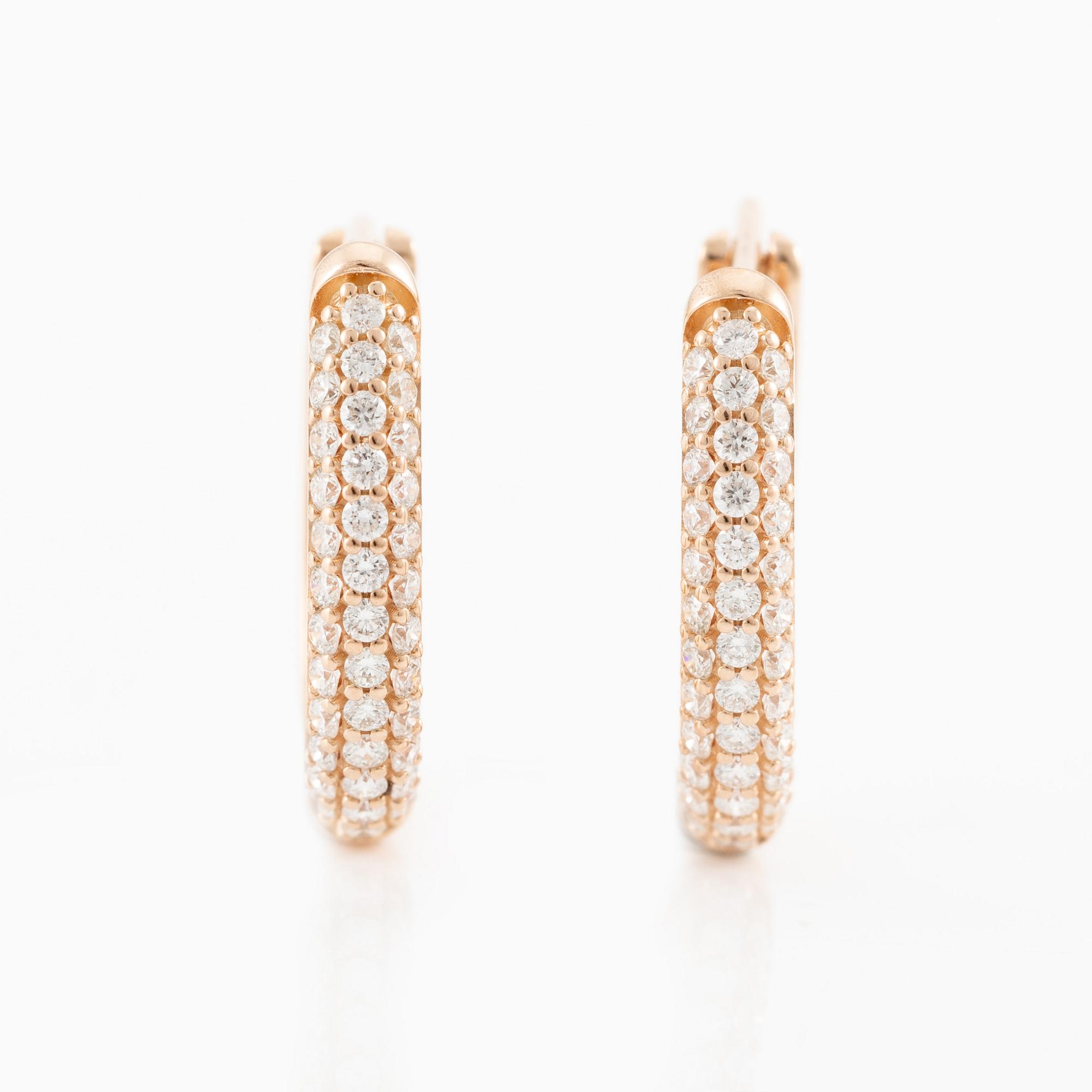 Örhängen, kreoler, 18K guld med briljantslipade diamanter.