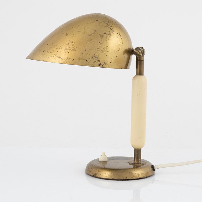 Harald Notini, a brass model 15233 table lamp,  Arvid Böhlmarks Lampfabrik, Sweden 1930/40-tal.