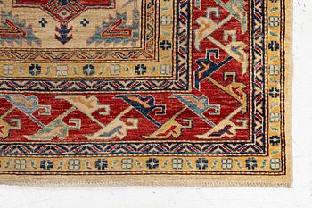 Rug, Pakistan. approx. 300 x 210 cm.