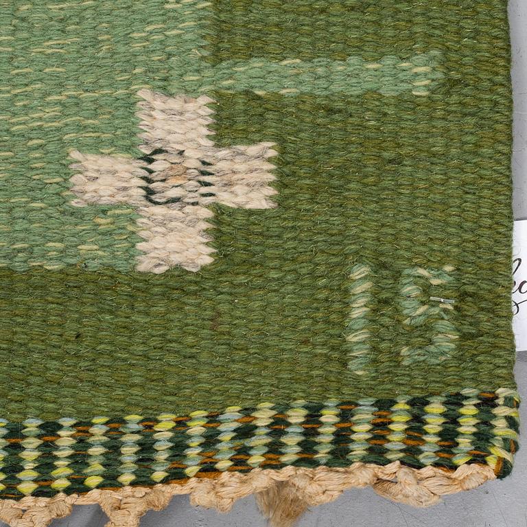INGEGERD SILOW, A carpet, flat weave, ca 204 x 135,5-137 cm, signed IS.