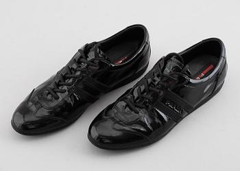 SKOR, 1 par, Prada.