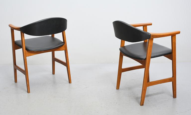 KARMSTOLAR, ett par, 1950-/60-tal.