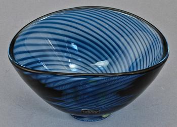 SKÅL, glas, Bengt Edenfalk, Kosta, 1900-tal.