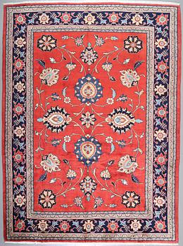 A MAHALLAT RUG, 363 x 264 cm.