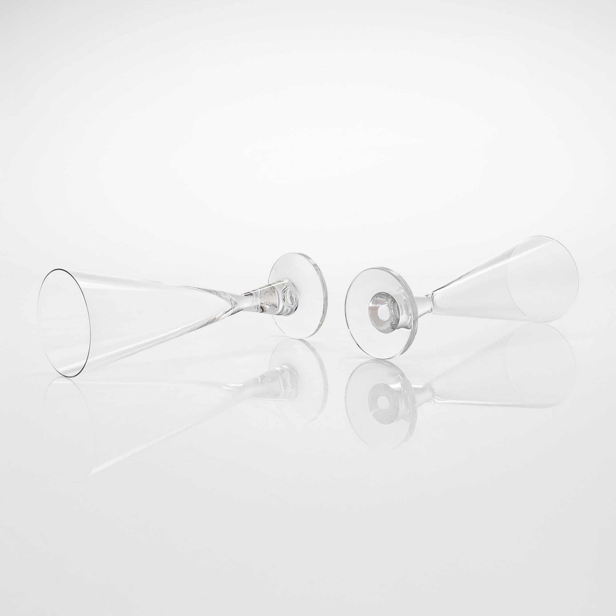 Tapio Wirkkala, A set of six 'Tiima' champagne glasses for Iittala, Finland. In production 1958-1973.