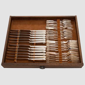 A 93-piece silver cutlery set in fitted wooden box, Kultakeskus, Hämeenlinna, 1985-1989.