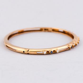 ARMRING, safirer, diamanter, 14K guld. Sovietunionen.