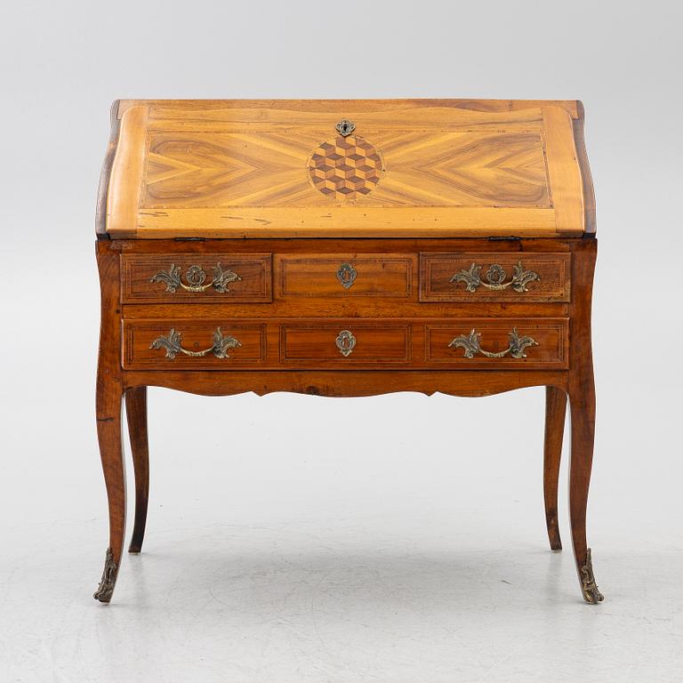 A writing desk, Louis XV, France, 18th Century.