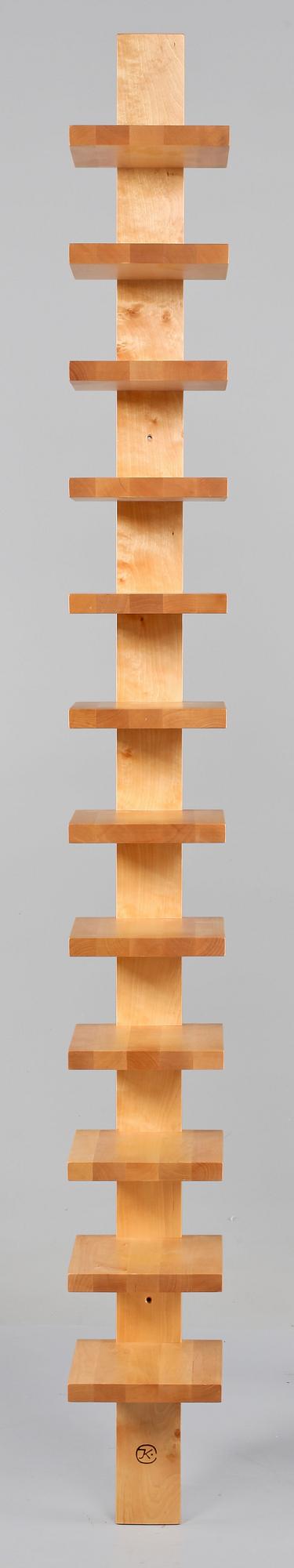 HYLLA, "Pilaster", John Kandell, Källemo, sent 1900-tal.