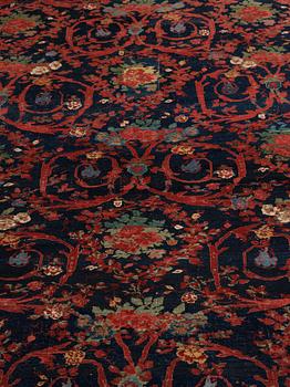 CARPET. Antique Bidjar. 578 x 355 cm, plus one end has 3 cm red flatweave, one has 1,5 cm.