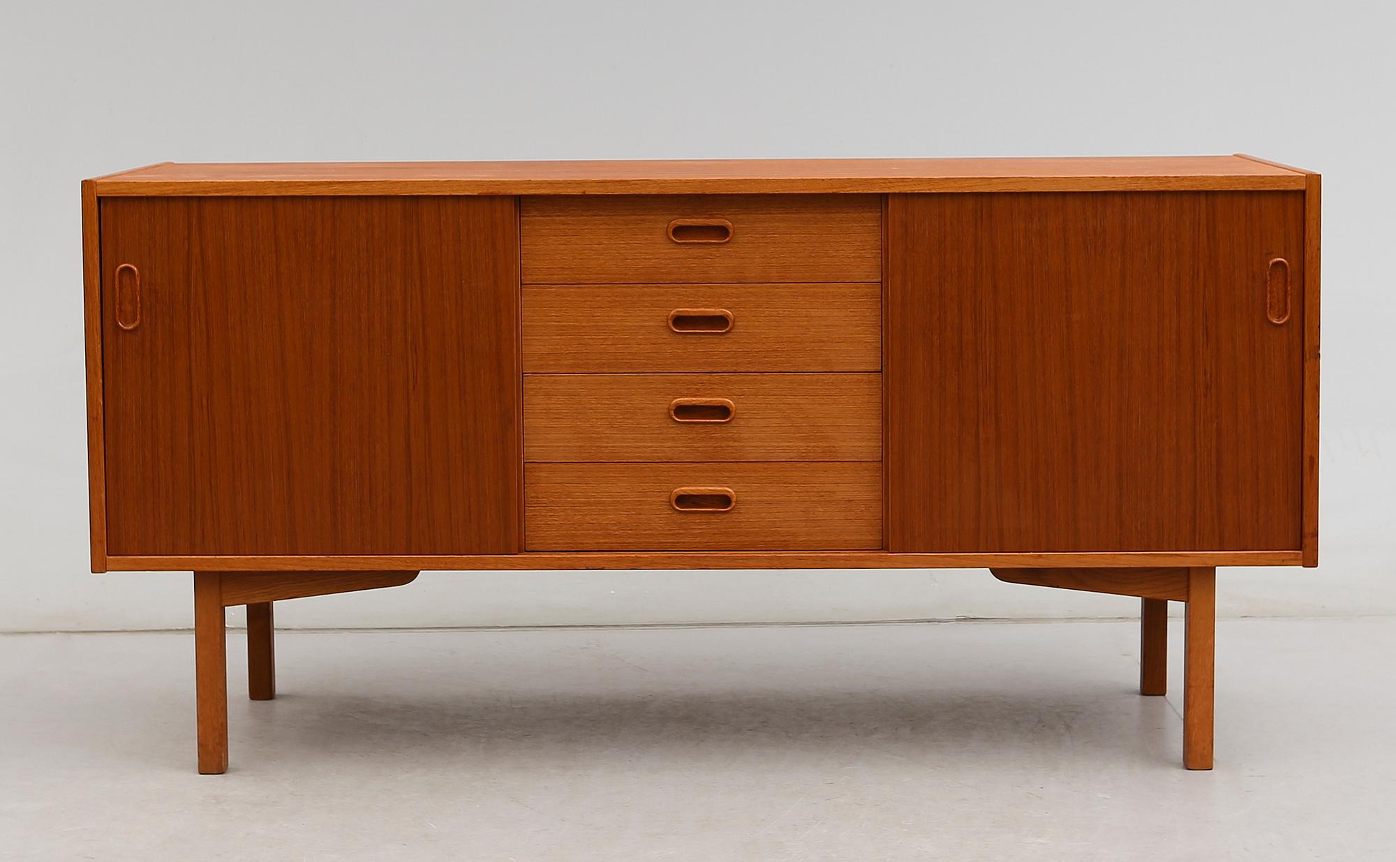 SIDEBOARD, 1900-talets andra hälft.