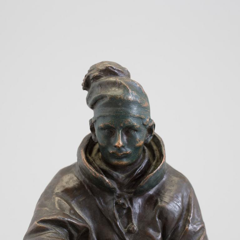 CHRISTIAN ERIKSSON, SKULPTUR, mörkpatinerad brons. Sittande same, signerad 1902.