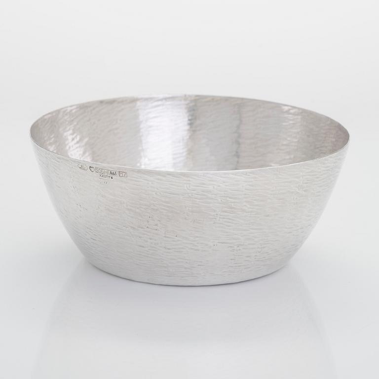 Tapio Wirkkala, silver bowl model TW 243, Kultakeskus, Hämeenlinna 1965.