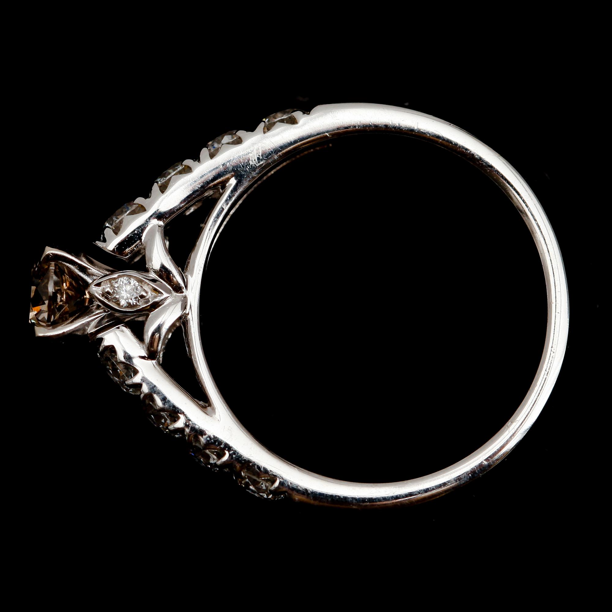 RING, 14 k vitguld, briljanter, tot. ca 1.35 ct.