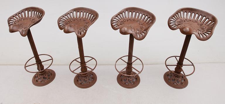 BARPALLAR, 4 st, gjutjärn, 1900-tal.