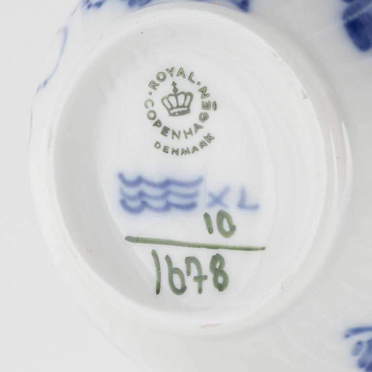 Royal Copenhagen, a 25-piece porcelain coffee service, Denmark.