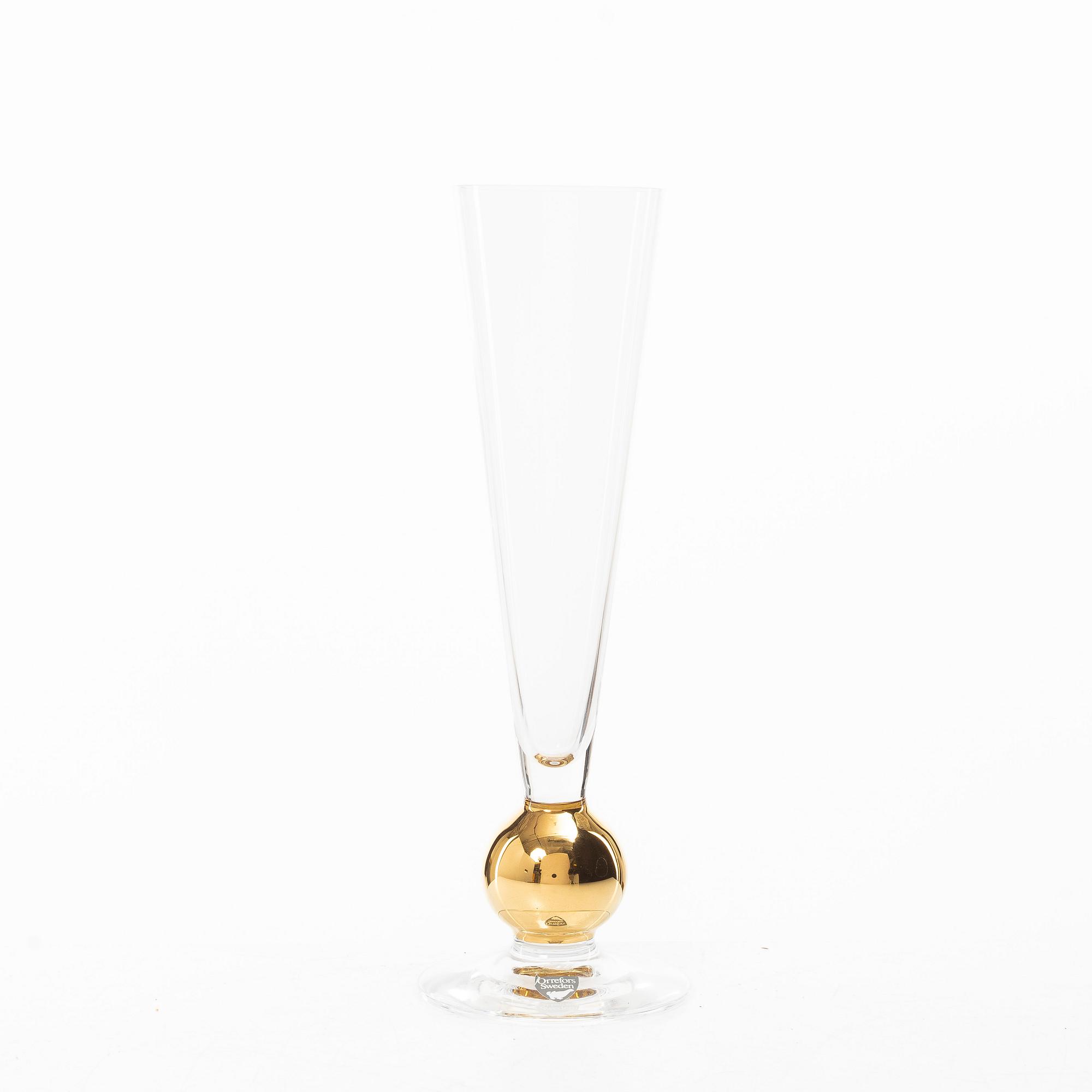 Gunnar Cyrén, Nine 'Nobel' champagne glasses, Orrefors.