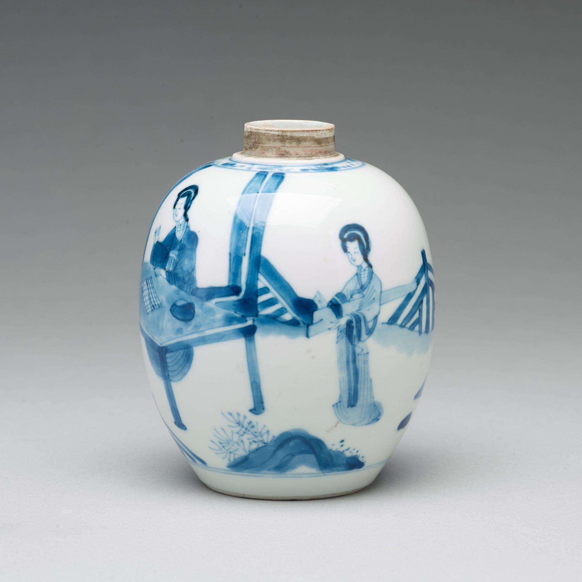 TEKRUKA, porslin. Qingdynastin, Kangxi (1662-1722).