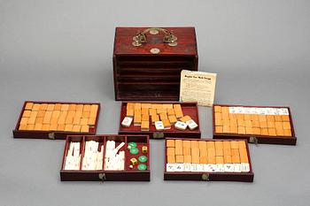 MAHJONGSPEL, mahogny. Kina, 1900-talets början.
