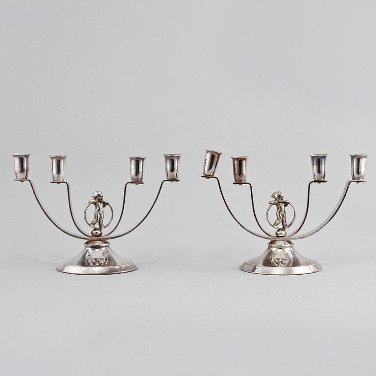 KANDELABRAR, ett par, nysilver, Art déco, 1900-talets första hälft.