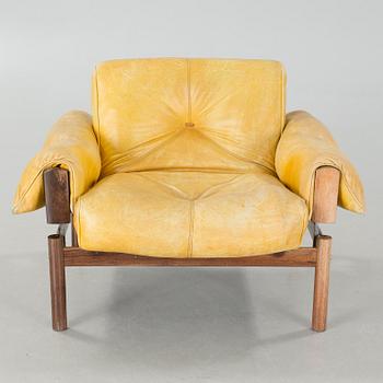 A 1970s sofa and armchair by Percival Lafer for Lafer MP, Brazil. CITES-certificate.