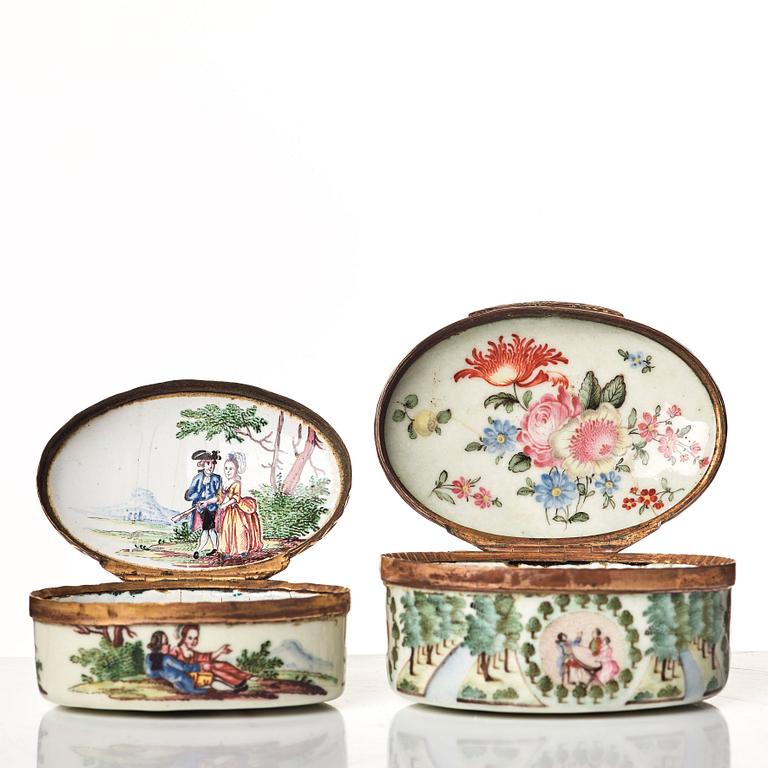 Two Chinese snuff boxes, Qing dynasty, 18th Century.