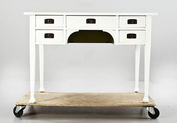 SKRIVBORD, jugend, 1900-talets andra hälft.