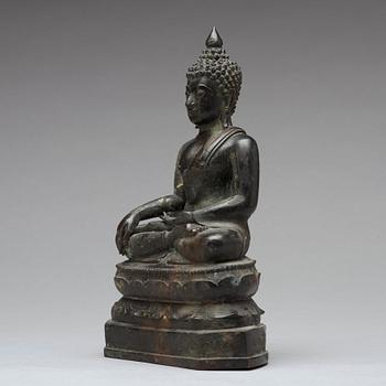 A bronze sculpture of a seated buddha, Thailand, presumably Lanna, 18th Century.