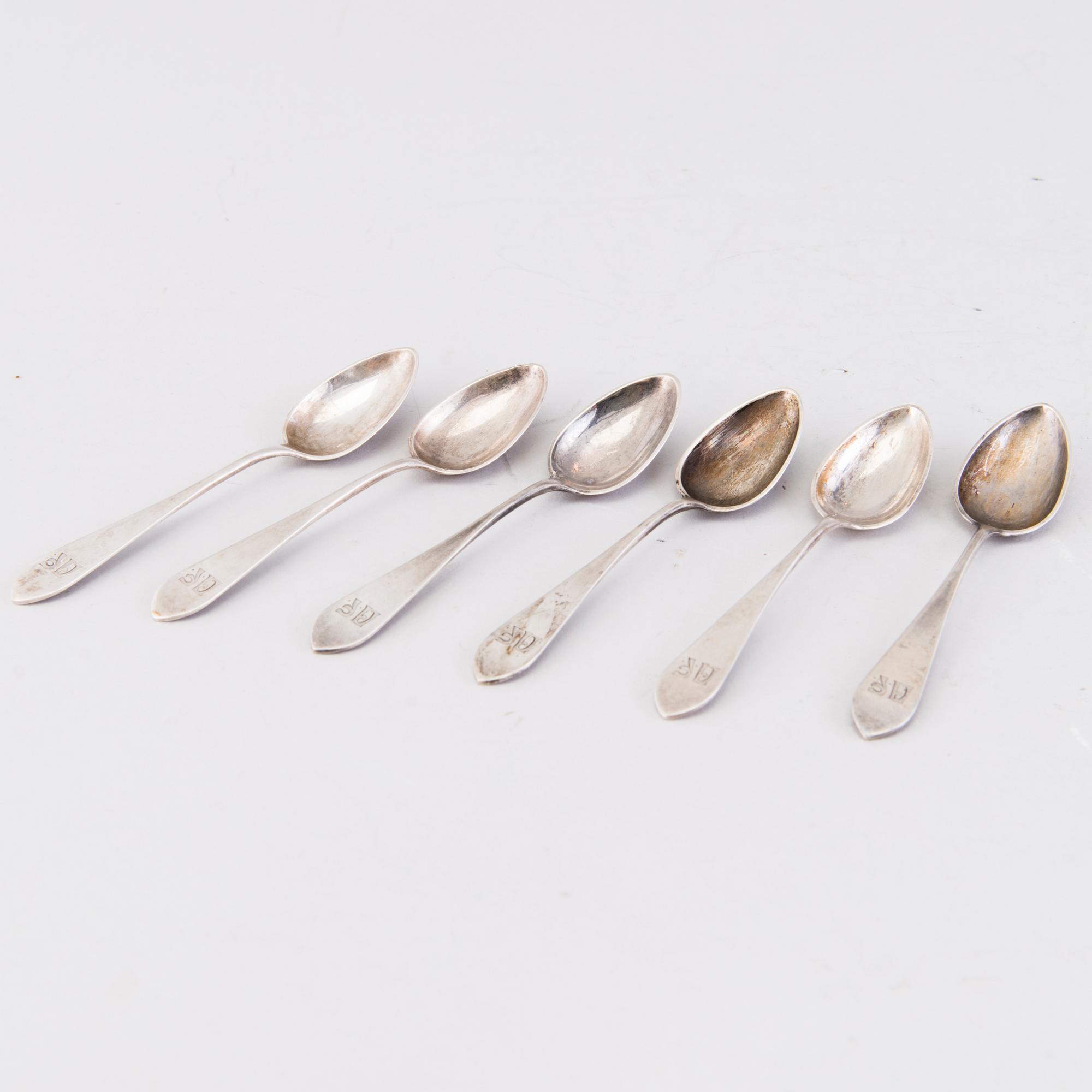 A 21-piece set of Finnish silver cutlery by Wilhelm Pettersson, Turku 1908-15.