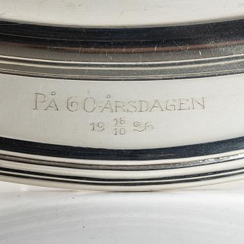 A pair of silver dishes, import mark of CG Hallberg, Stockholm/Malmö 1923.