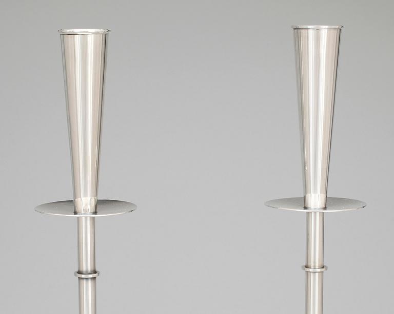 LJUSSTAKAR, ett par, silver, Tore Eldh, K&EC, Göteborg. 1962 samt 1966.