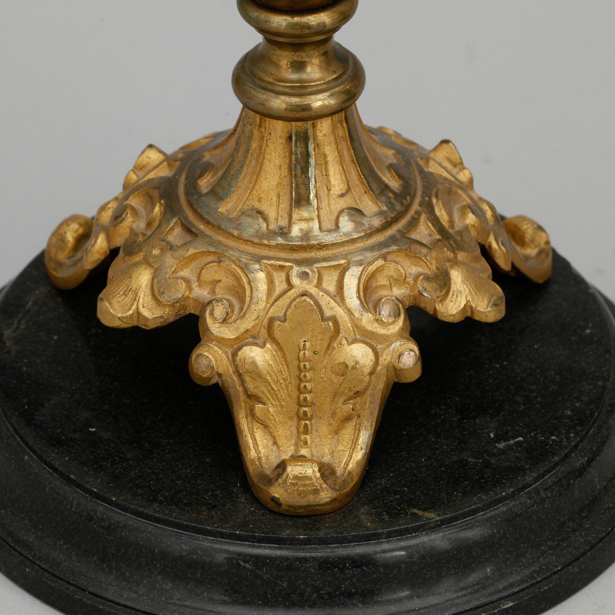 KANDELABRAR, ett par, nyrenässans, 1800-talets slut.