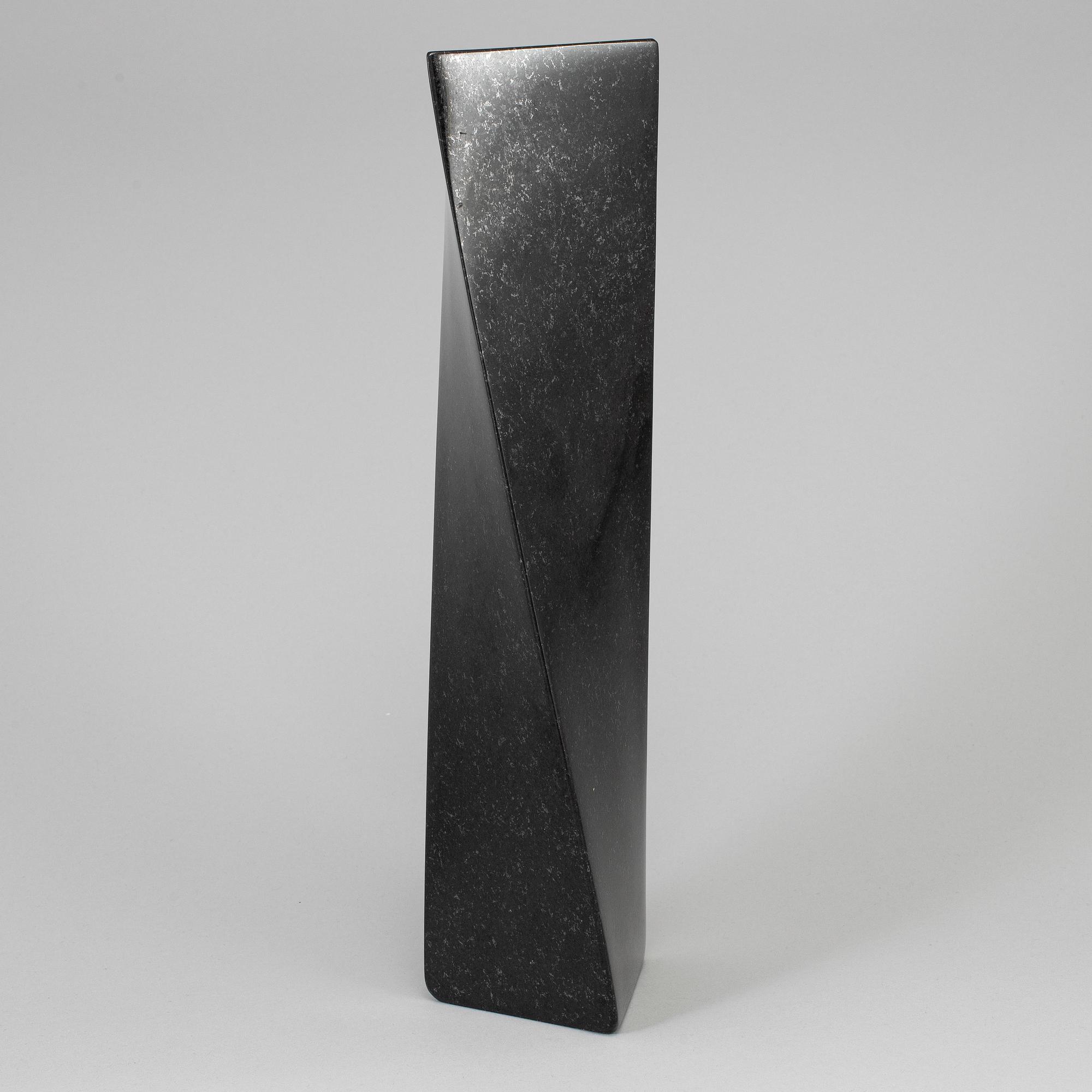 PÅL SVENSSON, granite, signed Pål Svensson and dated-05.