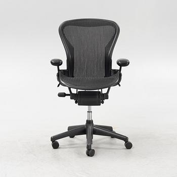 Don Chadwick/Bill Stump, skrivbordsstol, "Aeron", Herman Miller.