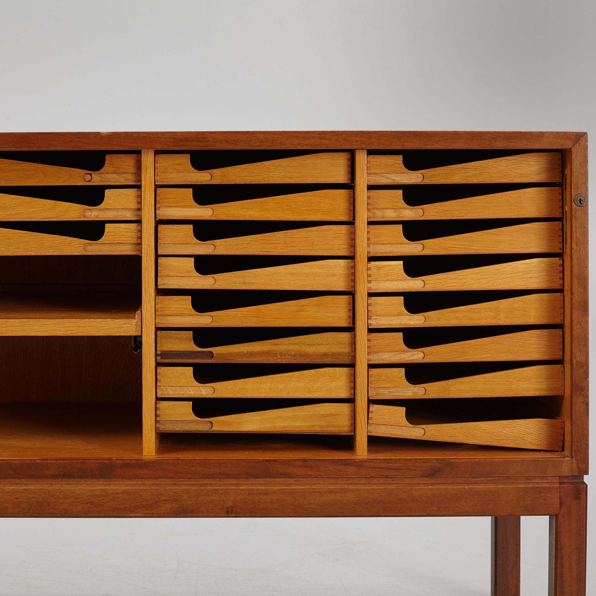 Sideboard, three pieces, 1960's/70's.