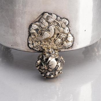 A Swedish 17th century Baroque parcel-gilt silver tankard, mark of Friedrich Richter, Stockholm (active 1668-1700).