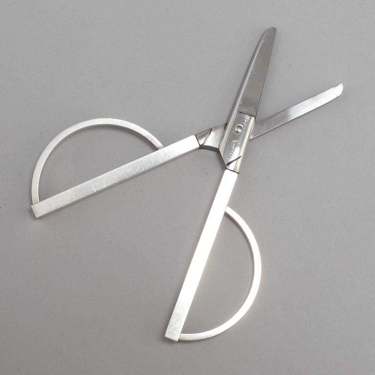 WIWEN NILSSON, a pair of stering silver scissors, Lund 1968.