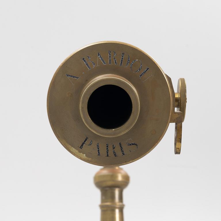 A telescope, A. Bardou, Paris, around the year 1900.