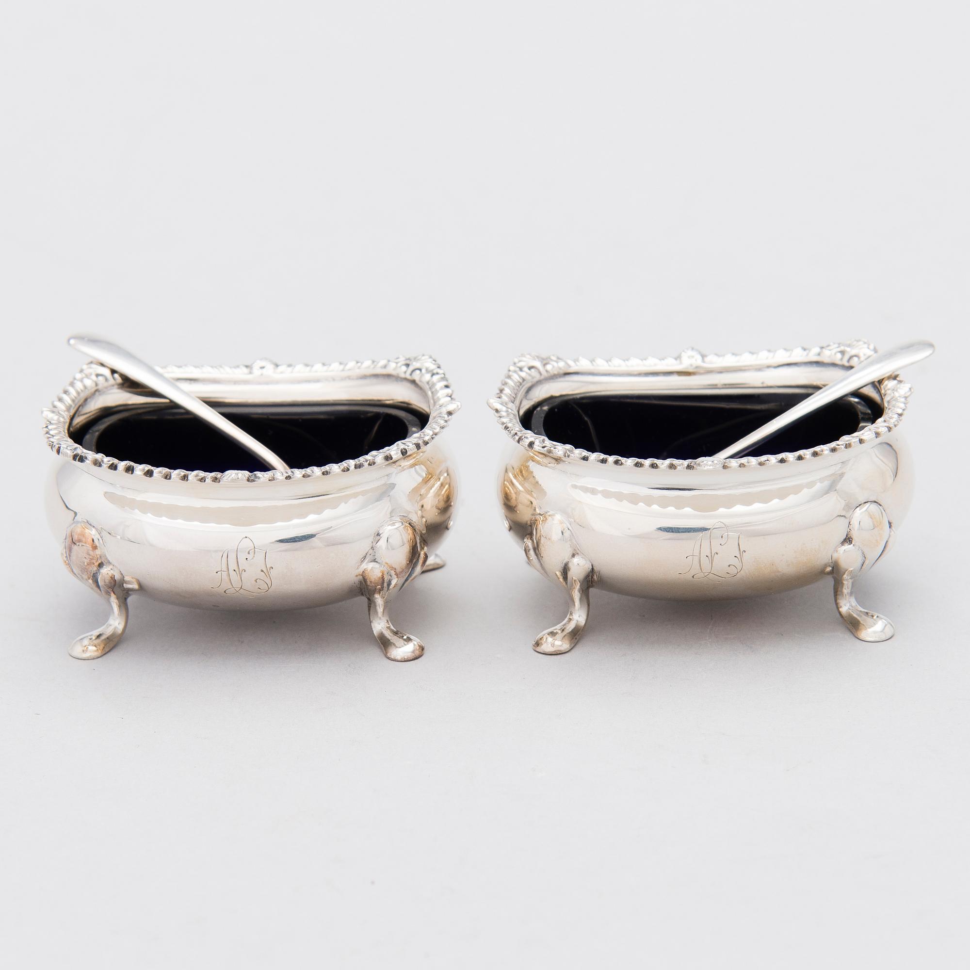 An 8-piece spice set in silver, Adie Brothers Ltd, Birmingham, England 1961-1962.
