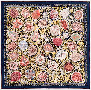 Hermès, huivi "L'Arbre de vie".