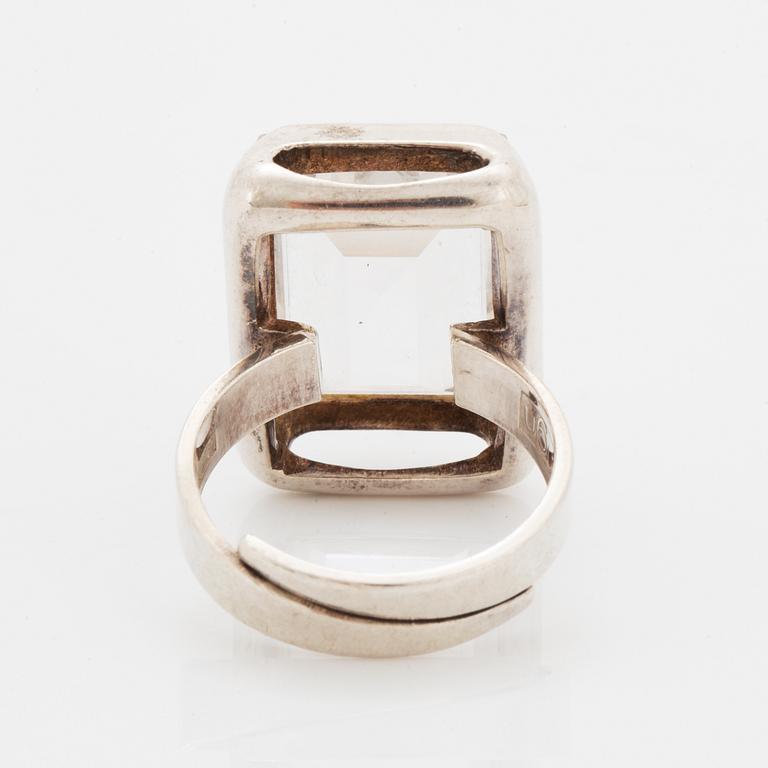 Bengt Hallberg, ring, silver med bergkristall.