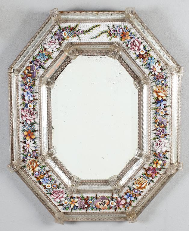 SPEGEL, glas, Italien, omkring år 1900.