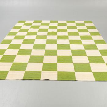 Matta, Kelim, ca 335 x 240 cm.