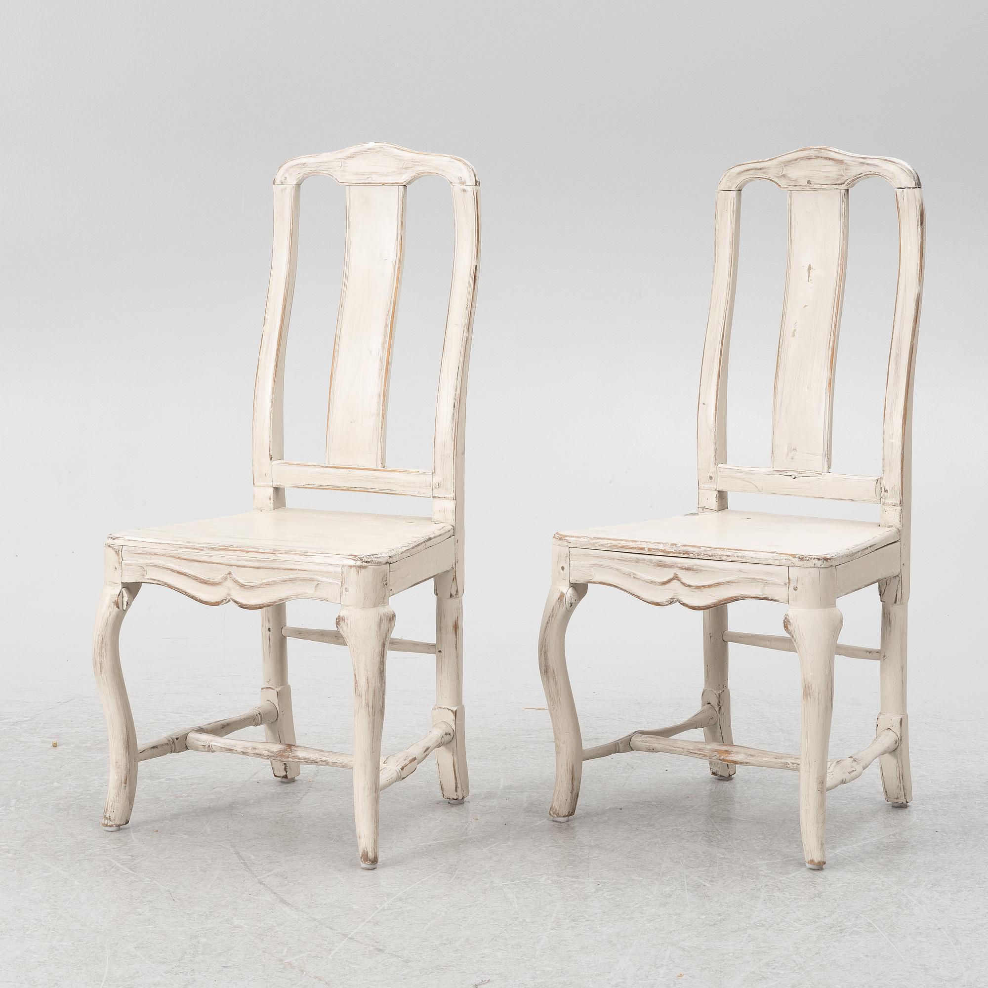 A pair of late Baroque chairs, 18th century.