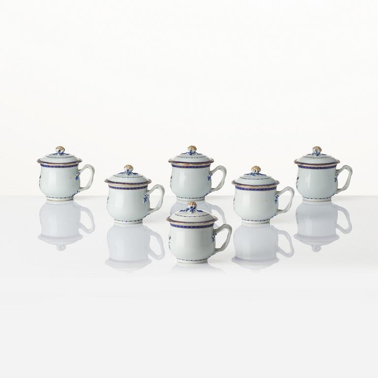 A 'Chinese Export' service, Qing dynasty, Jiaqing (1796-1820). (10 pieces).