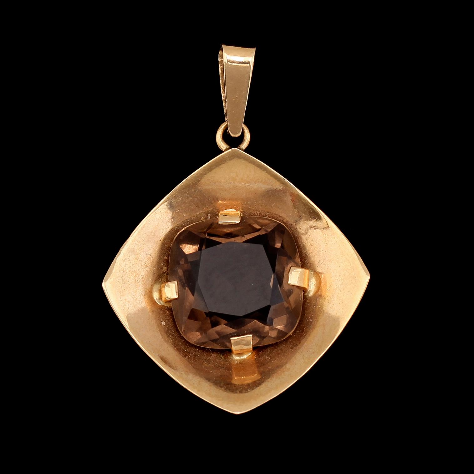 HÄNGE, 18K guld och röktopas, svenska stämplar, 1900-talets mitt. Total vikt ca ca 3 g.